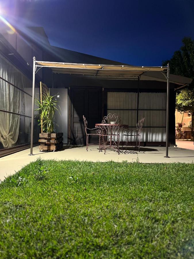 A Lu Fanizza Bed & Breakfast Cutrofiano Luaran gambar