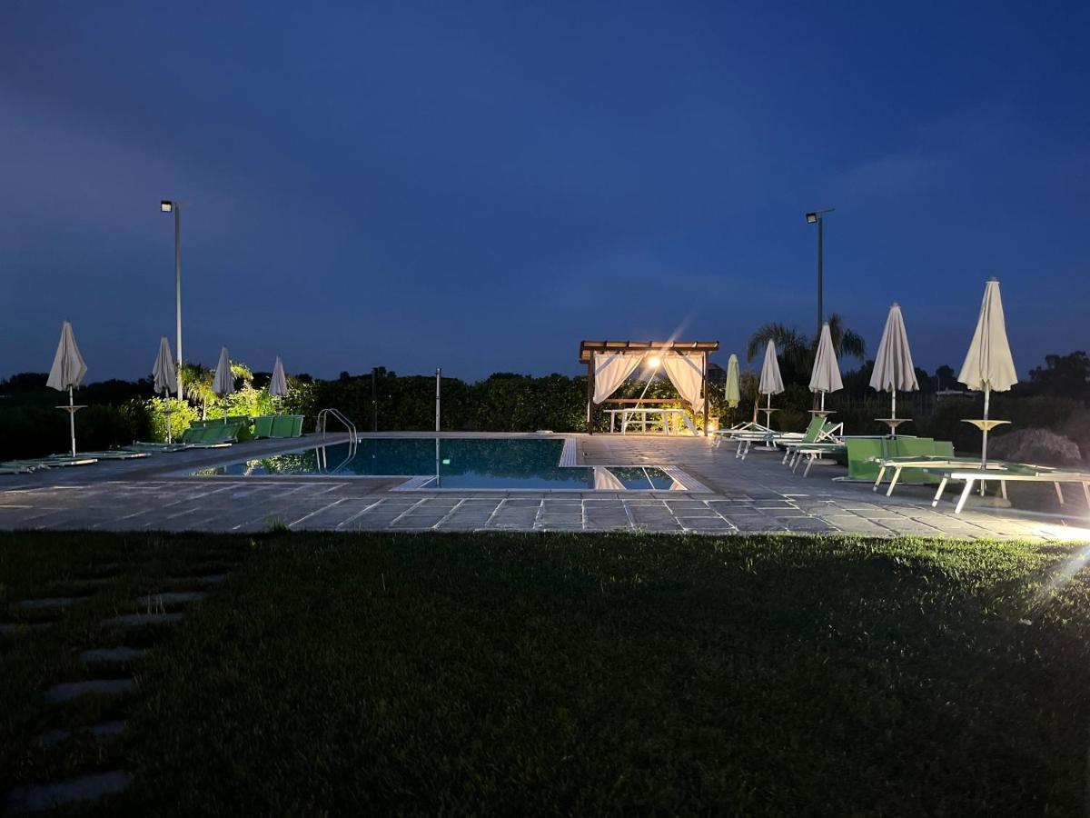 A Lu Fanizza Bed & Breakfast Cutrofiano Luaran gambar