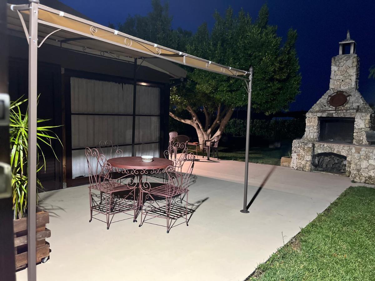 A Lu Fanizza Bed & Breakfast Cutrofiano Luaran gambar