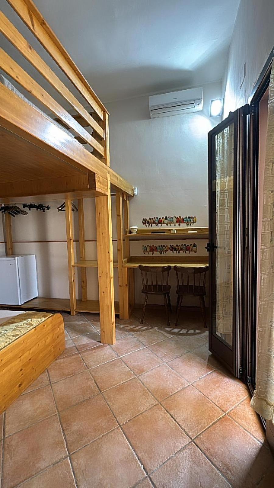 A Lu Fanizza Bed & Breakfast Cutrofiano Luaran gambar