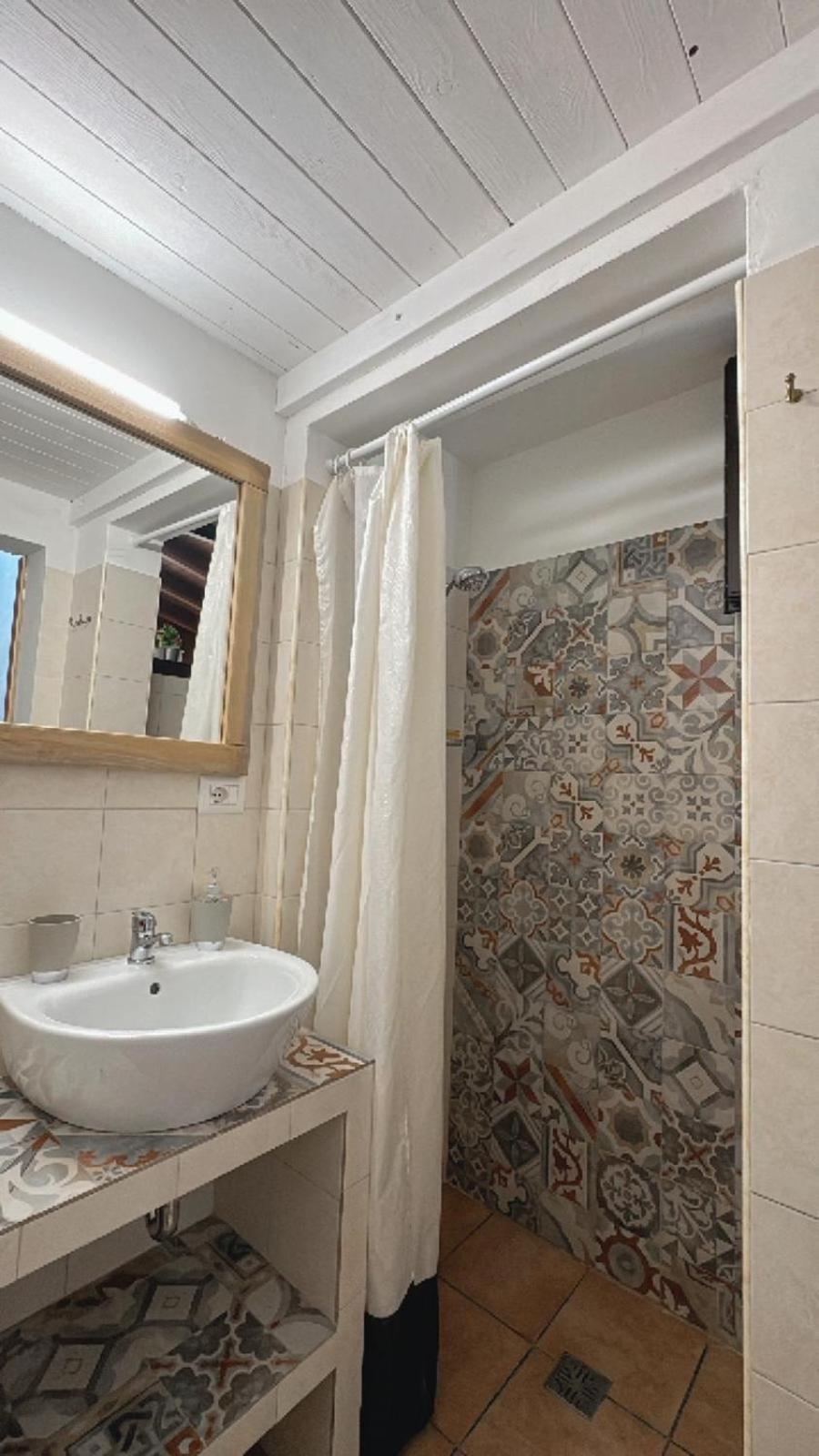 A Lu Fanizza Bed & Breakfast Cutrofiano Luaran gambar